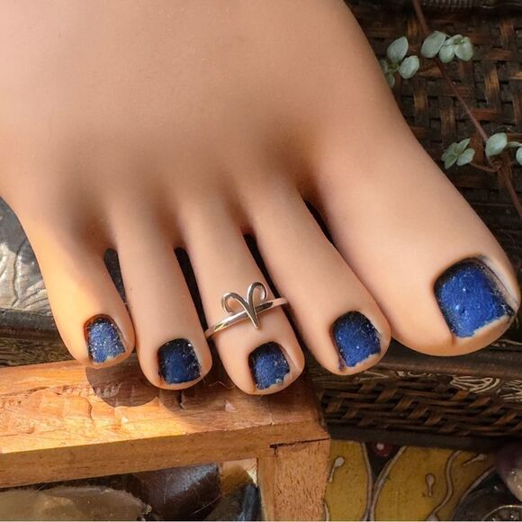 Aries Zodiac Sterling Silver Toe Ring - Picture 2 of 4